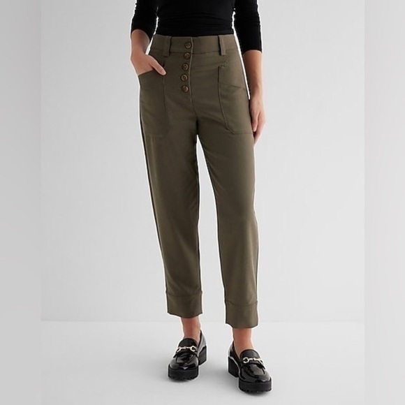 NWOT Express High Waisted Exposed Button Front Ankle Pant - Picture 1 of 14